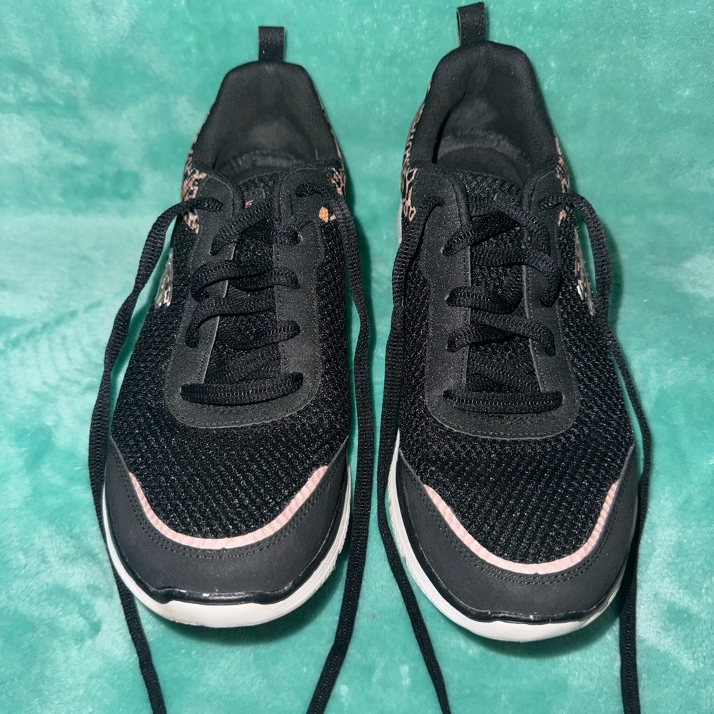 Gently Used Skechers Leopard Sneakers.